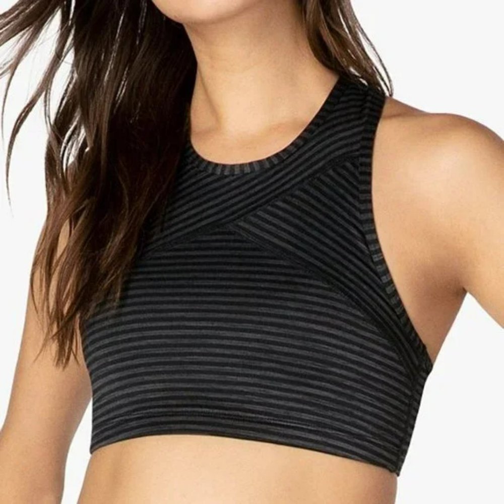 Beyond Yoga Black Gray Stripe Out Of Line Racerback Sports Bra